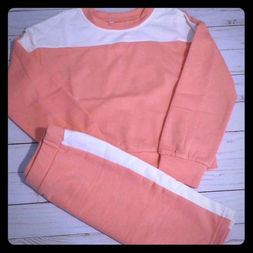 Little girls clothing